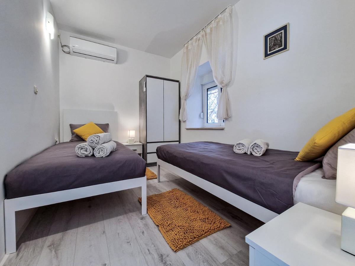 I Smile Apartment สปลิท ภายนอก รูปภาพ